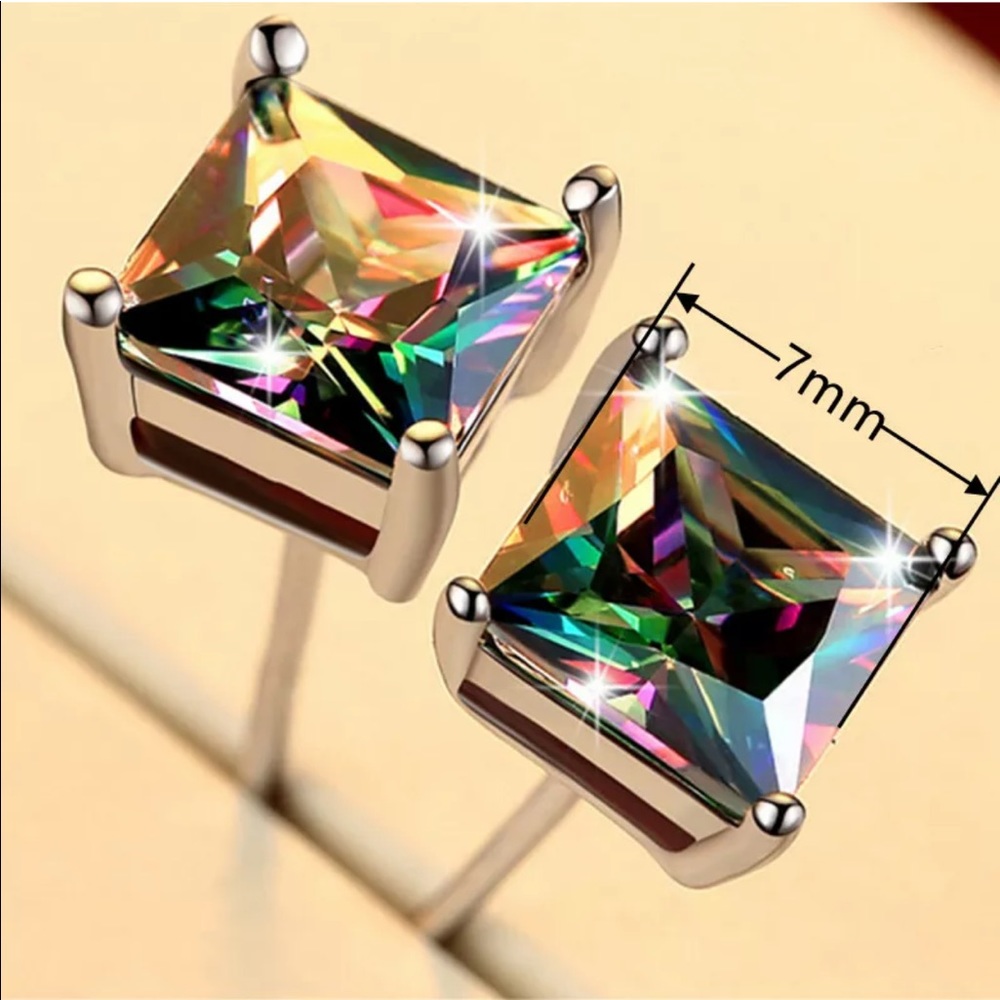 New Gorgeous 925 Silver Stud Earrings Mystic Topaz - Picture 2 of 3